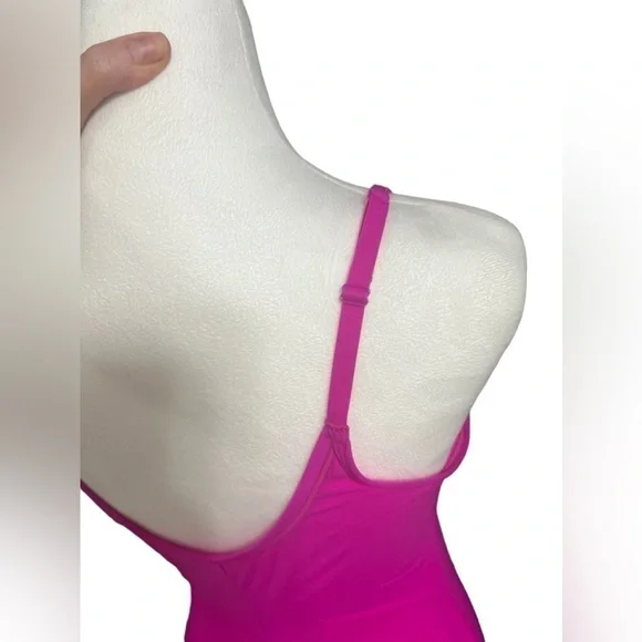 skims fits everybody slip dress neon bright pink extra large - Picture 3 of 9